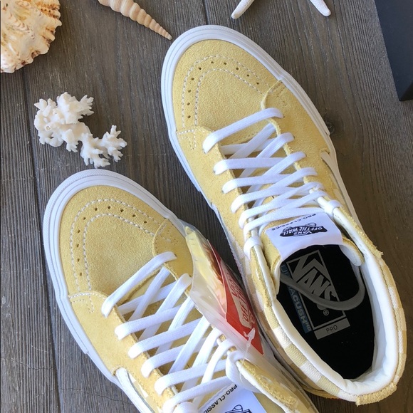 🌴🌼VANS- HIGH TOPS CHECKER BOARD🌼🌴 - Picture 6 of 9